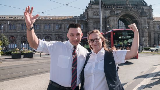 Sascha Marquardt und Daniela Mebold am Nürnberger Hauptbahnhof